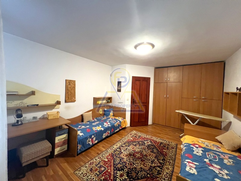 Дава под наем 3-СТАЕН, гр. Бургас, Център, снимка 8 - Апартаменти - 53006091