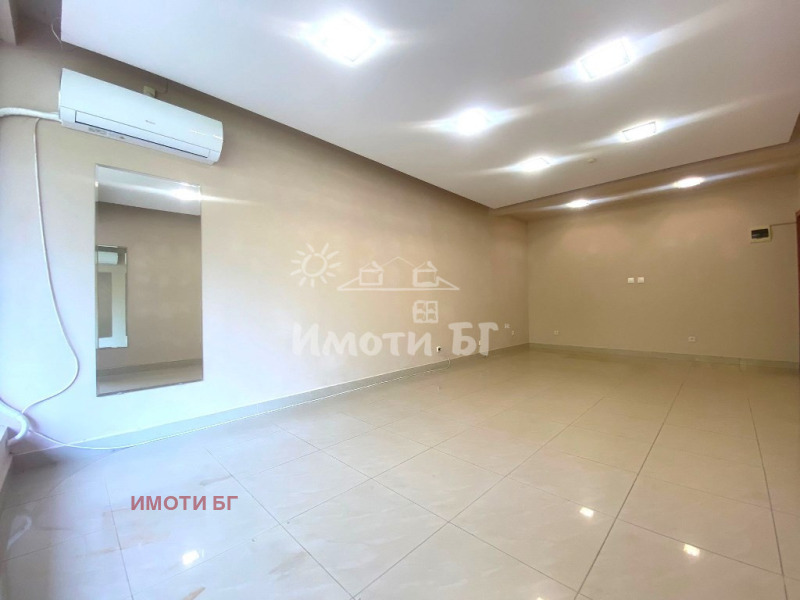 En renta  Comercio Sofia , Mladost 1 , 35 metros cuadrados | 24759902 - imagen [4]
