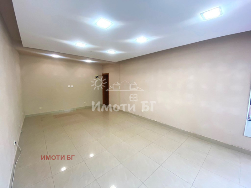 En renta  Comercio Sofia , Mladost 1 , 35 metros cuadrados | 24759902 - imagen [3]