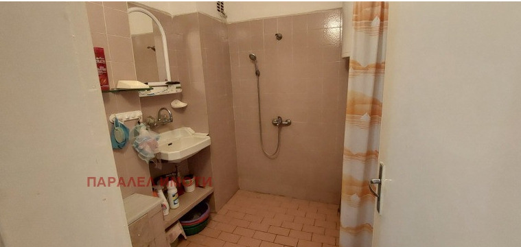 K pronájmu  Pokoj Plovdiv , Kamenica 2 , 15 m2 | 44498511 - obraz [6]