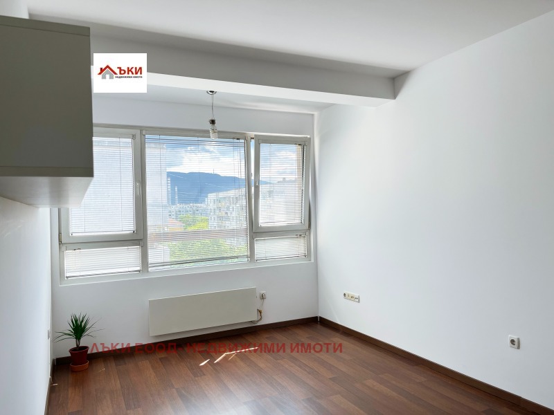 De inchiriat  Studio Sofia , Țentâr , 30 mp | 73665410 - imagine [3]