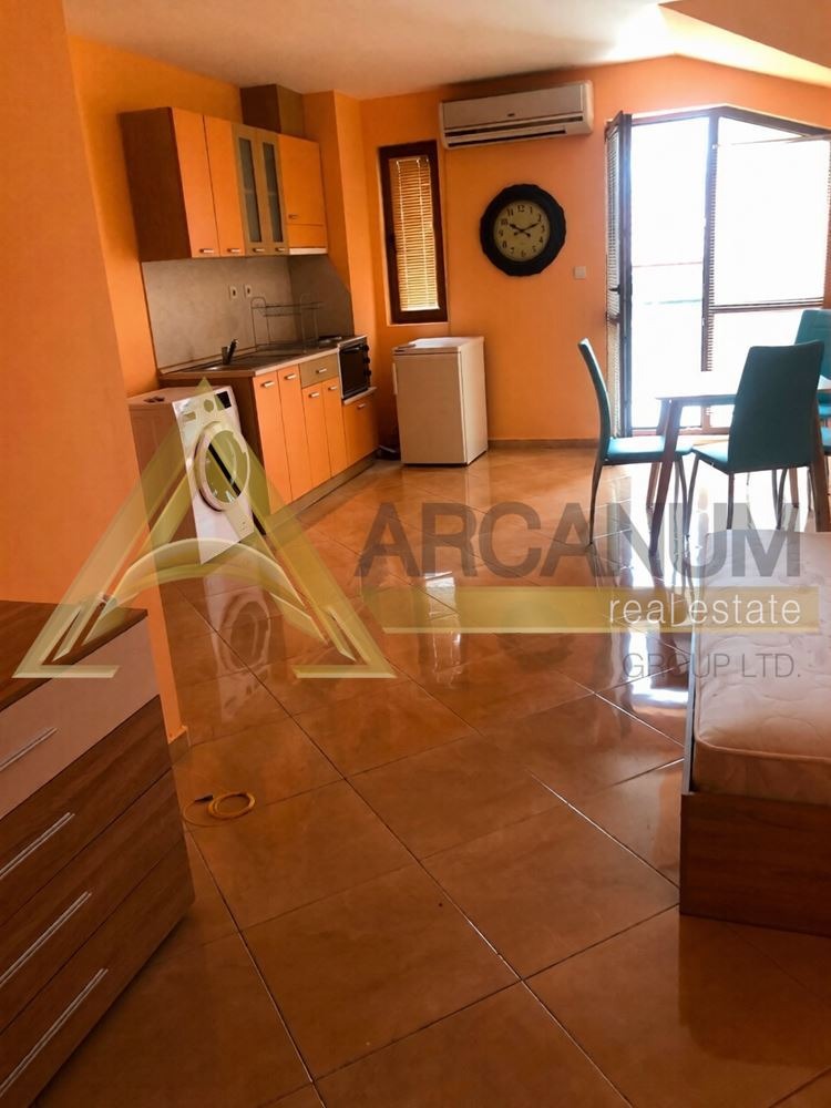 Дава под наем 1-СТАЕН, гр. Варна, Център