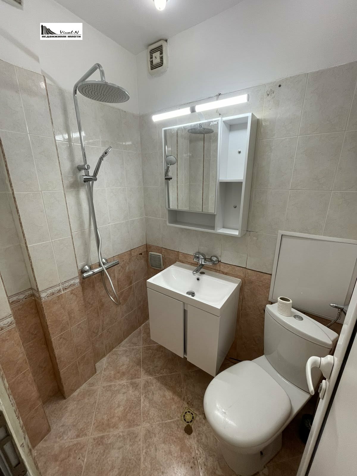 Дава под наем 2-СТАЕН, гр. София, Гео Милев, снимка 12 - Апартаменти - 52883659