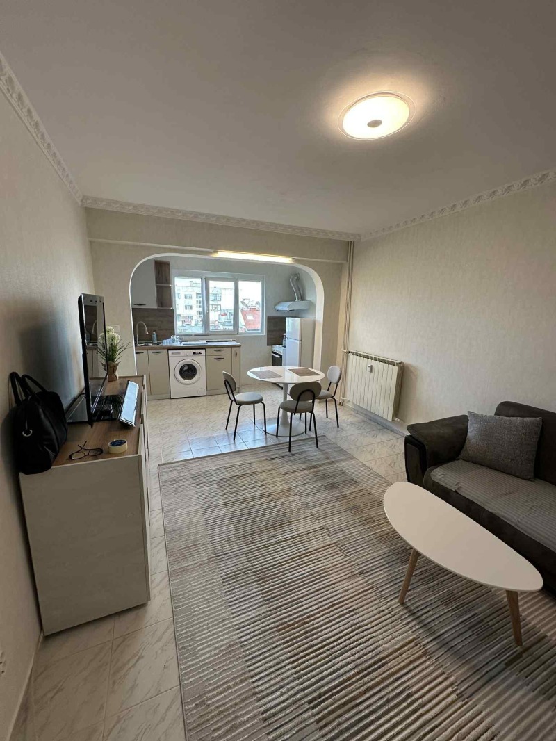Zu vermieten  1 Schlafzimmer Sofia , Hadschi Dimitar , 48 qm | 57444113 - Bild [2]