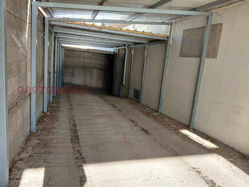 Дава под наем ГАРАЖ, ПАРКОМЯСТО, гр. Русе, Възраждане, снимка 2 - Гаражи и паркоместа - 53042929